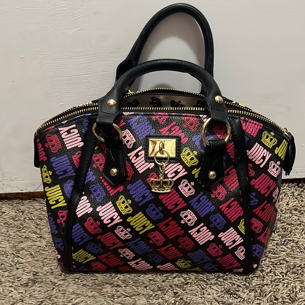 Black juicy couture purse.